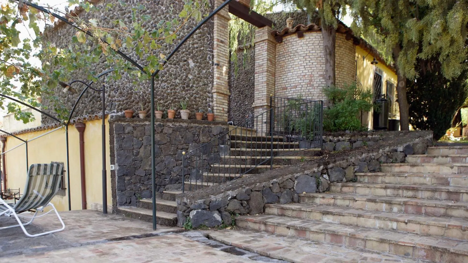 Villa Scozilia بيديمونتي إتنيو بيت للعطل