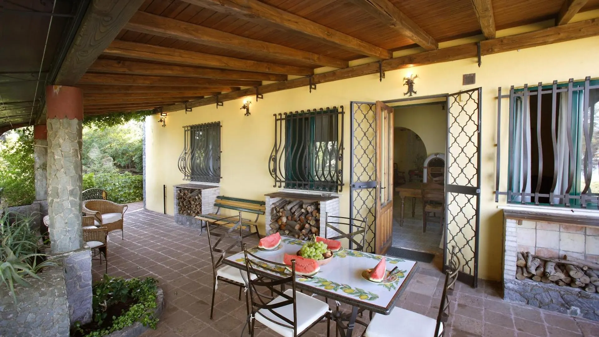 Villa Scozilia بيديمونتي إتنيو 0*,  إيطاليا